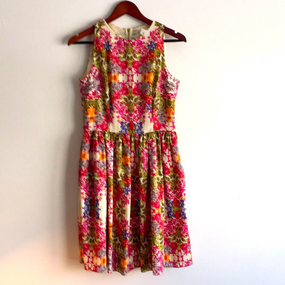 Maggie London Vintage Floral Dress, Zip up Back